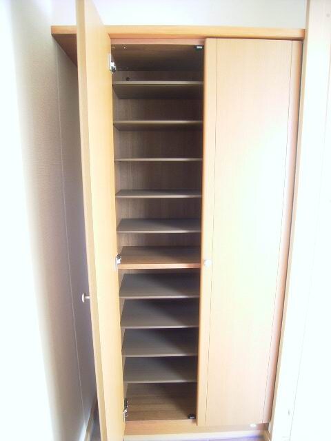 物件内観写真3　(参考写真です(202)現況を優先致します。)