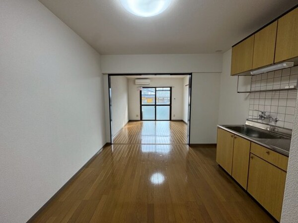 内装他(2025年12月撮影※現況を優先します。)