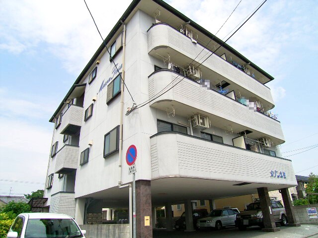 メゾン土佐の物件外観写真