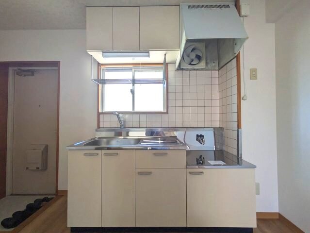 物件内観写真2　(2025年10月撮影※現況を優先します。)