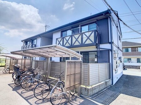 クレセントガーデン A棟外観写真
