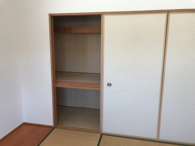 物件内観写真10　(収納)