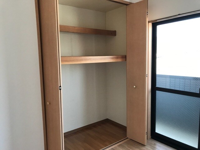 物件内観写真11　(収納)