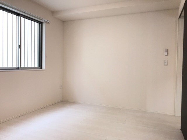 物件内観写真9　(洋室)