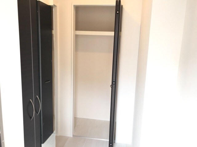 物件内観写真11　(クローゼット)