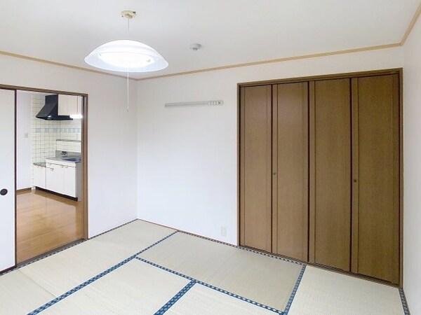 和室(2025年6月撮影※現況を優先致します。)