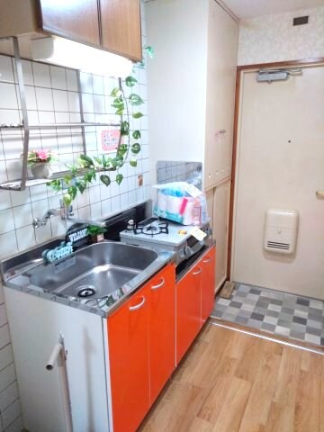 物件内観写真3　(2022年3月撮影)