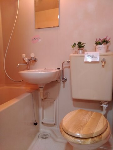 物件内観写真6　(2022年3月撮影)