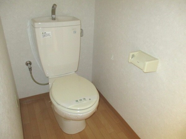 トイレ(2階別室の参考写真です。現況を優先します。（I201）)