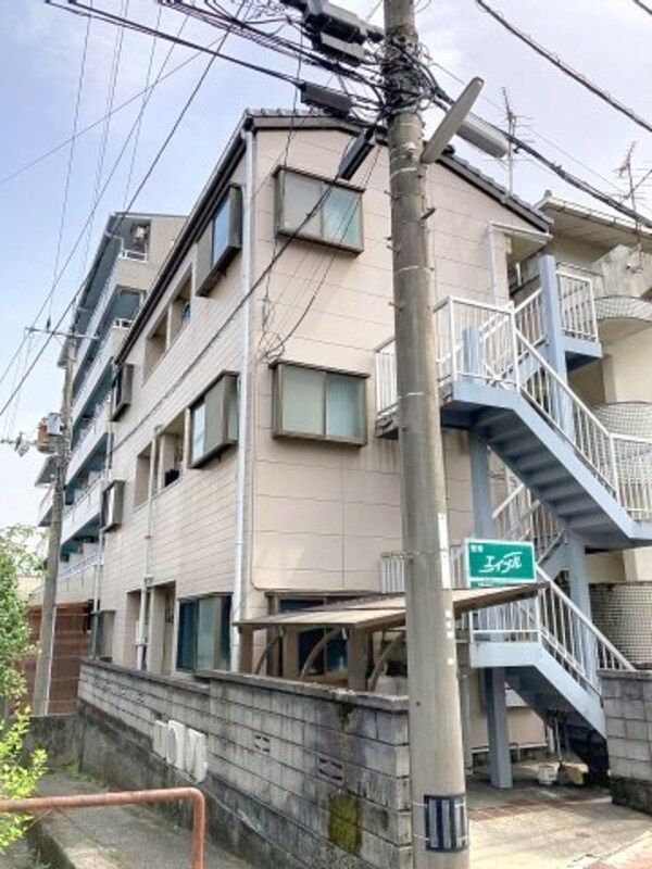 外観(2025年4月撮影)