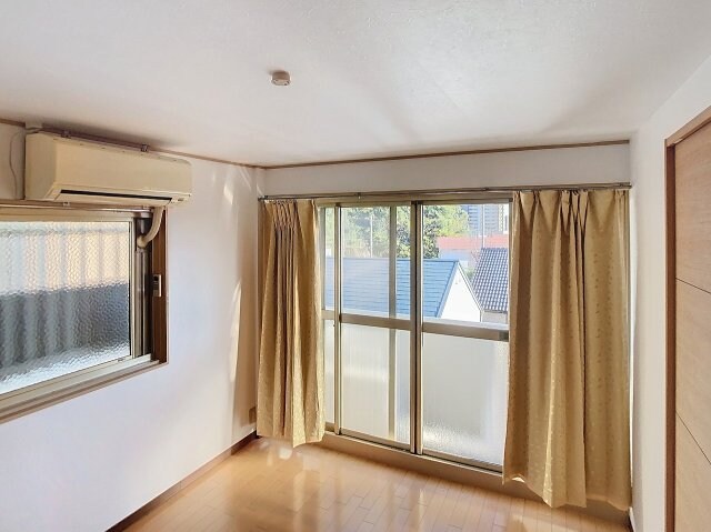 物件内観写真2　(2024年11月撮影)