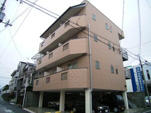 アゼリア若松外観写真