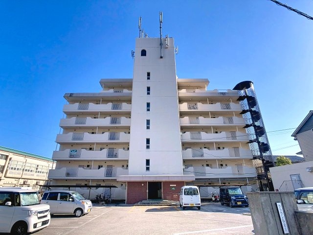 物件外観写真1　(2025年9月撮影)