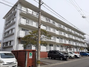 カーサ一ツ橋外観写真