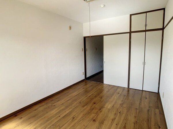 内装他(2022年11月撮影)