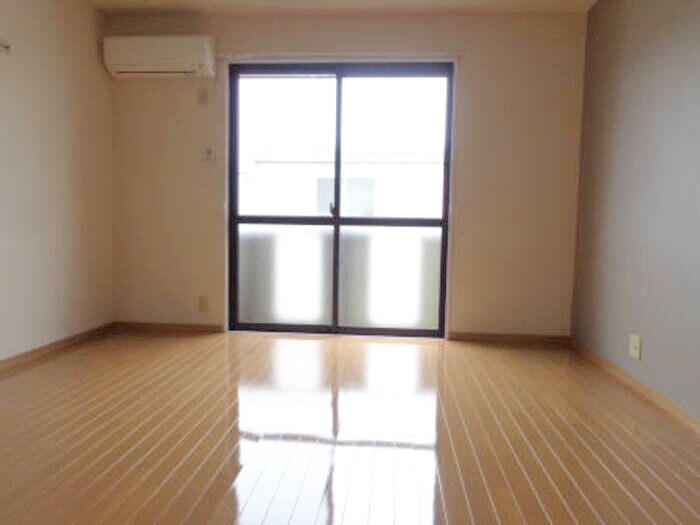 物件内観写真3　(B205 洋室)