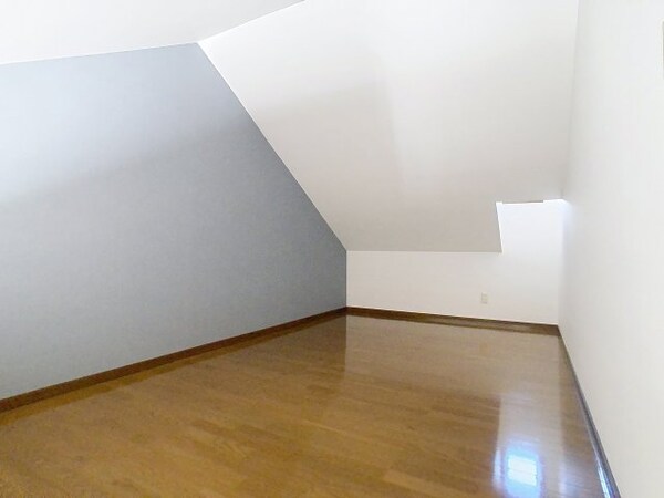 内装他(2025年11月撮影)