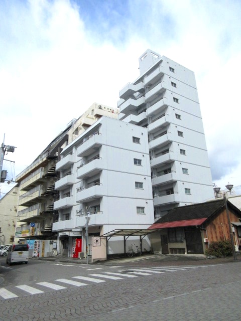 物件外観写真1　(2018年3月撮影)