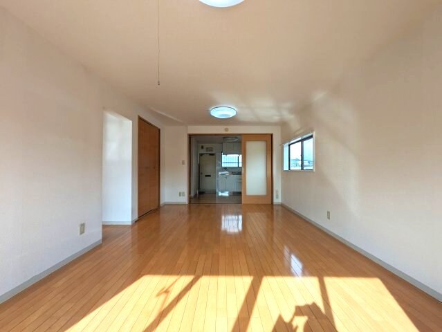 物件内観写真2　(2025年12月撮影※現況を優先します)