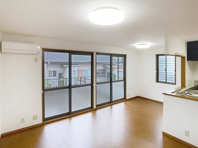 物件内観写真2　(2025年6月撮影)