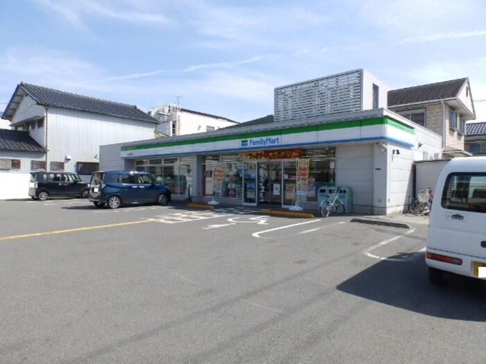 ファミリーマート 高知伊勢崎町店