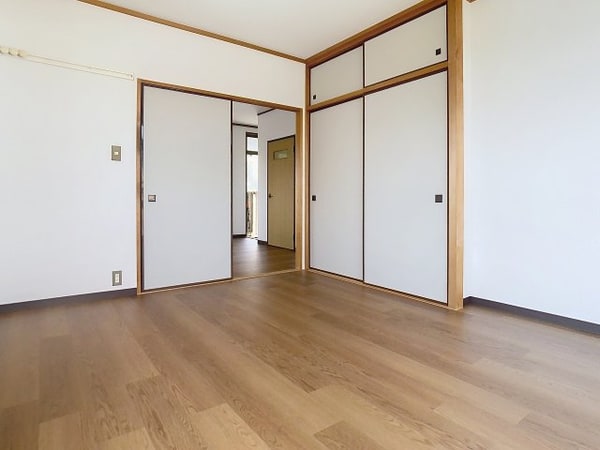 洋室(2025年6月撮影※現況を優先致します。)