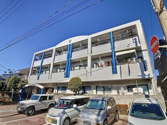 物件外観写真1　(現況が相違する場合は現況を優先致します。)