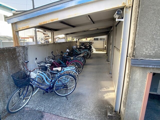 物件内観写真3　(現況が相違する場合は現況を優先致します。)