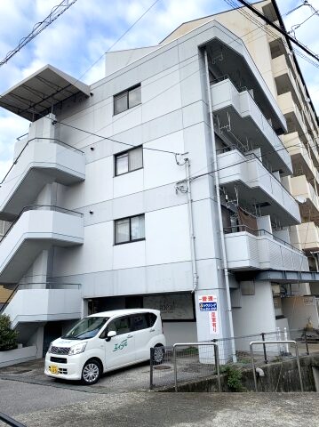 物件外観写真1　(2023年5月撮影)