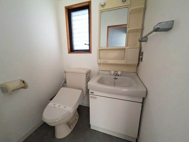 物件内観写真6　(2024年12月撮影)