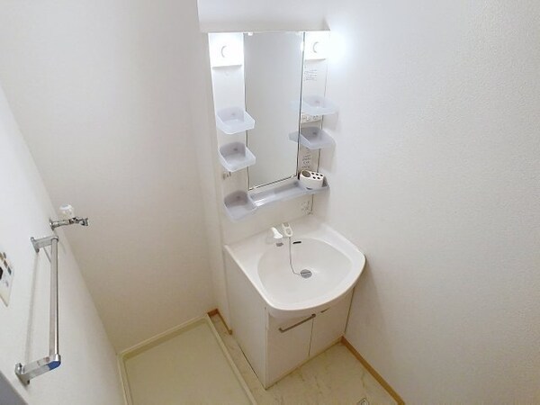 洗面・脱衣所(2025年10月撮影)