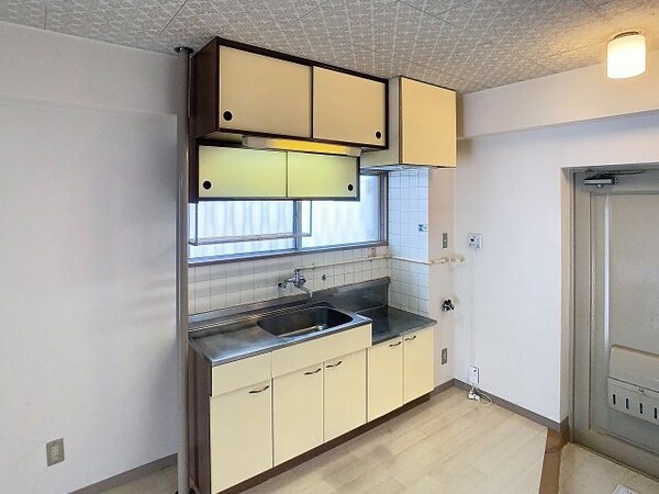 キッチン(2025年11月撮影※現況を優先します。)