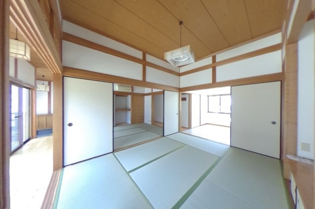 物件内観写真13　(2022年5月撮影)