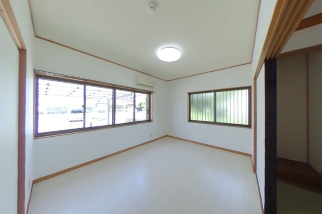 物件内観写真14　(2022年5月撮影)