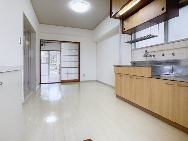 居室(2025年2月撮影※現況を優先致します。)