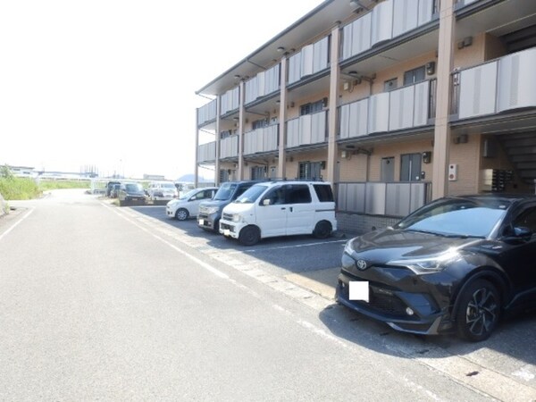 駐車場(駐車場)