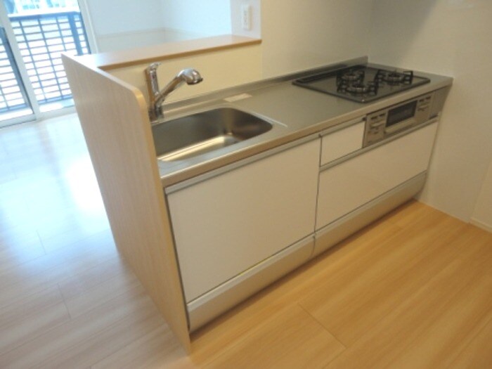 物件内観写真4　(システムキッチン)