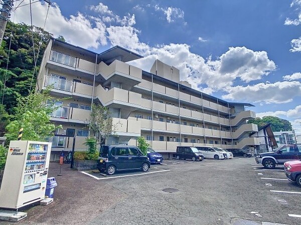 外観(現況が相違する場合は現況を優先致します。)