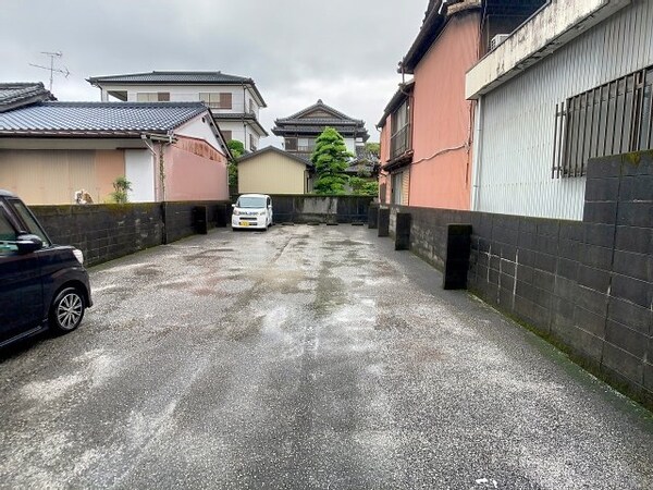 駐車場(2025年5月撮影)