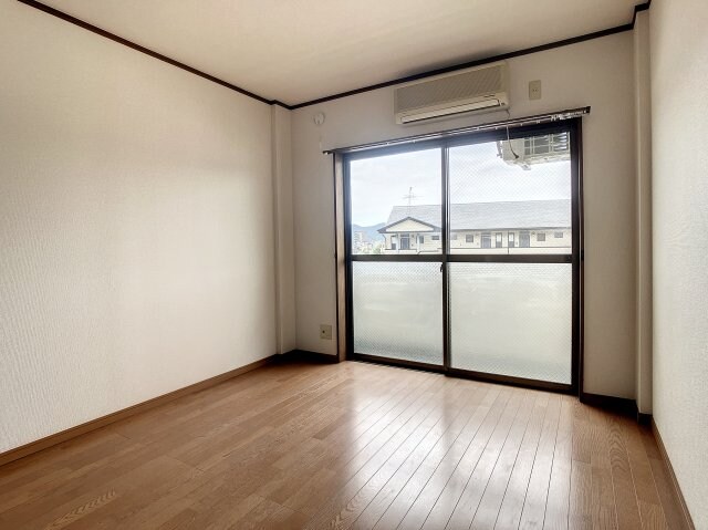 物件内観写真4　(2025年3月撮影※現況を優先致します。)