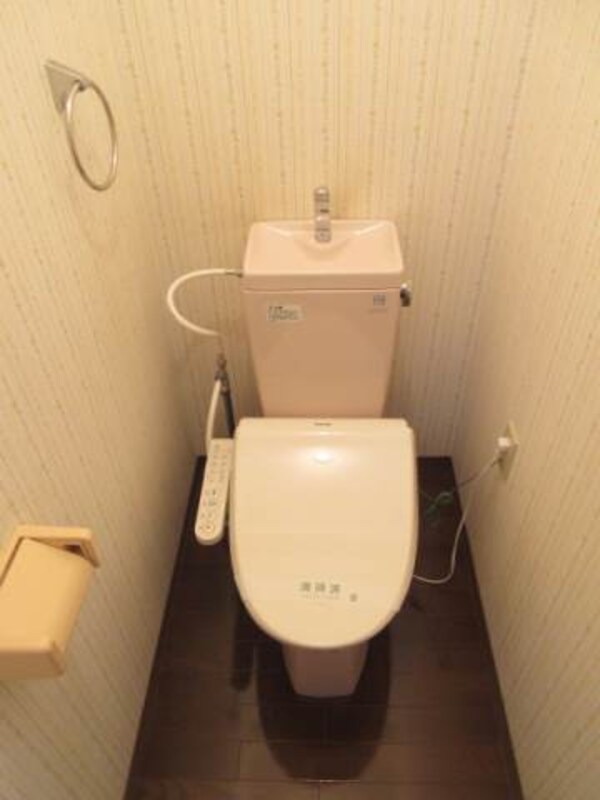 トイレ(2021年11月撮影※現況を優先致します。)
