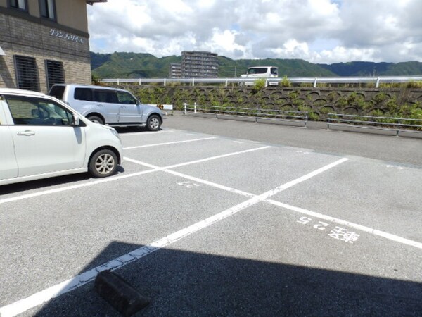 駐車場(駐車場)