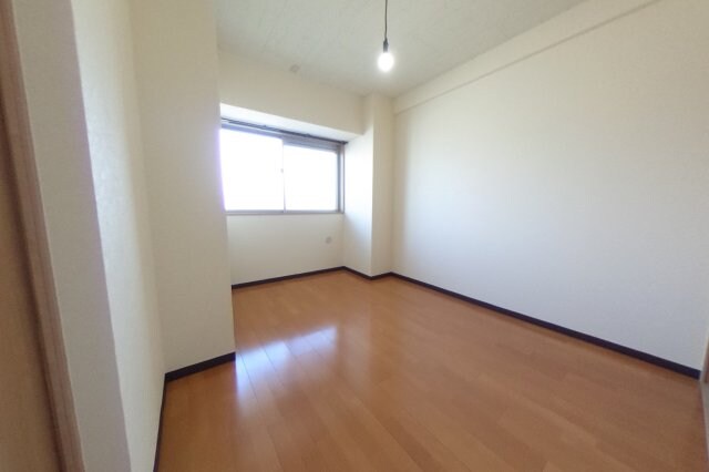 物件内観写真13　(現況が相違する場合は現況を優先致します。)