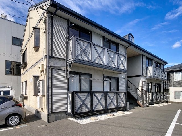 物件外観写真1　(2025年12月撮影)