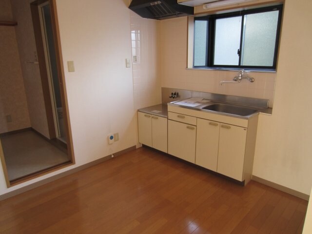 物件内観写真3　(2014年12月撮影※現況を優先します。)