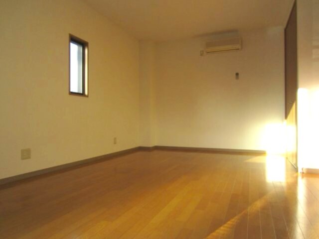 物件内観写真4　(2014年12月撮影※現況を優先します。)