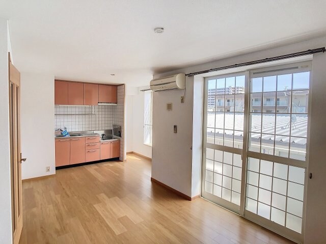 物件内観写真2　(2024年4月撮影)