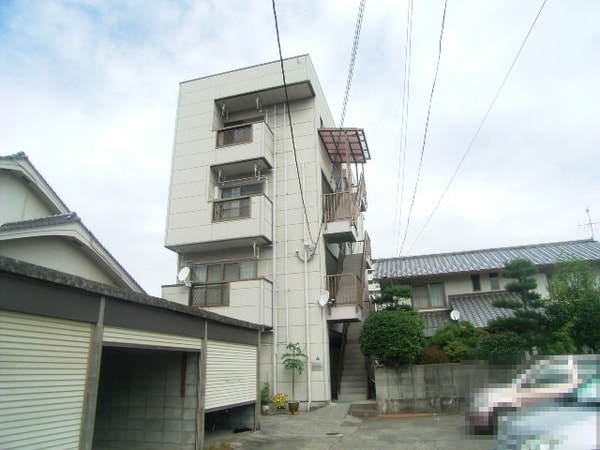 外観(現況が相違する場合は現況を優先致します。)