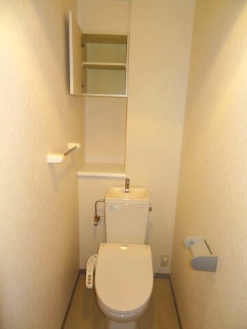 物件内観写真6　(2018年10月撮影)