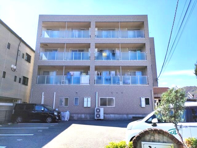 物件外観写真1　(2022年9月撮影)